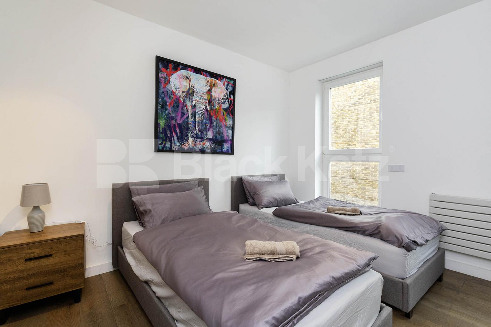 Spacious 4 bed 2 bath set in a period conversion close to Euston St  Drummond Street, Camden / Euston